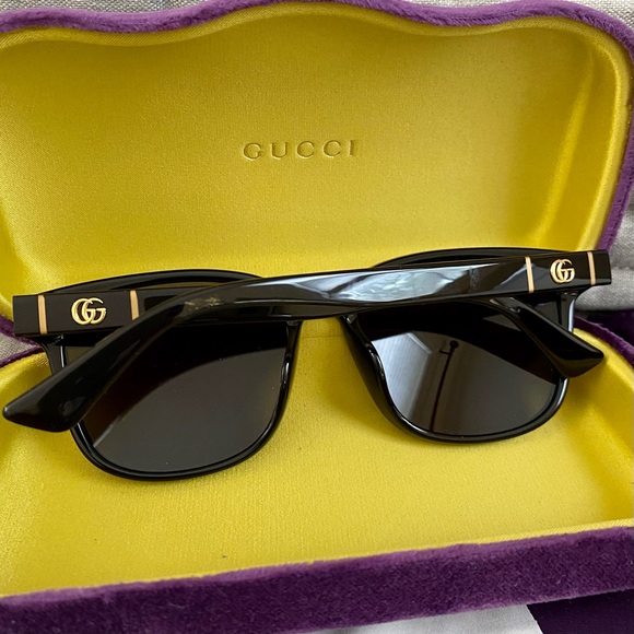 Gucci Authentic, NWOT sunglasses - Picture 5 of 10